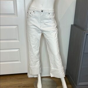 Etienne Marcel Elegant White Cropped Wide Cuff Jeans for Women size 29